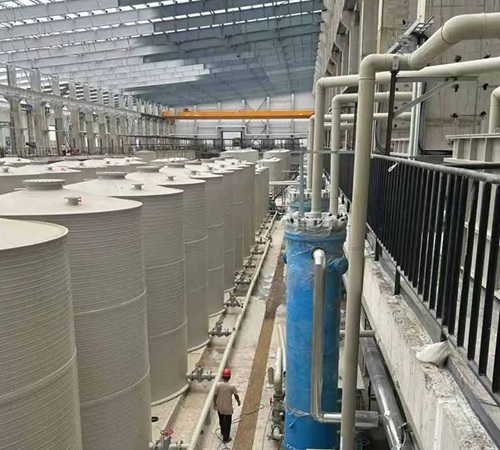 Circulación de absorbente líquido en el sistema de tratamiento de gases residuales